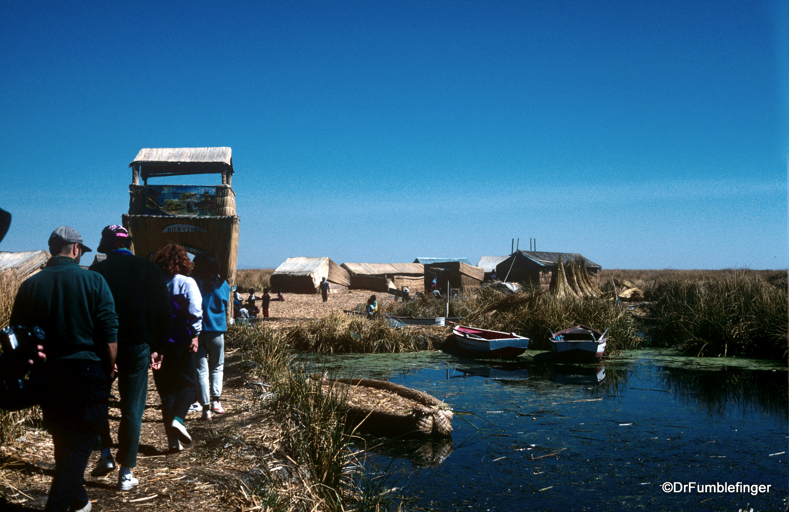 02 Peru 1995 118 Lake Titicaca, Uros Islands - Copy