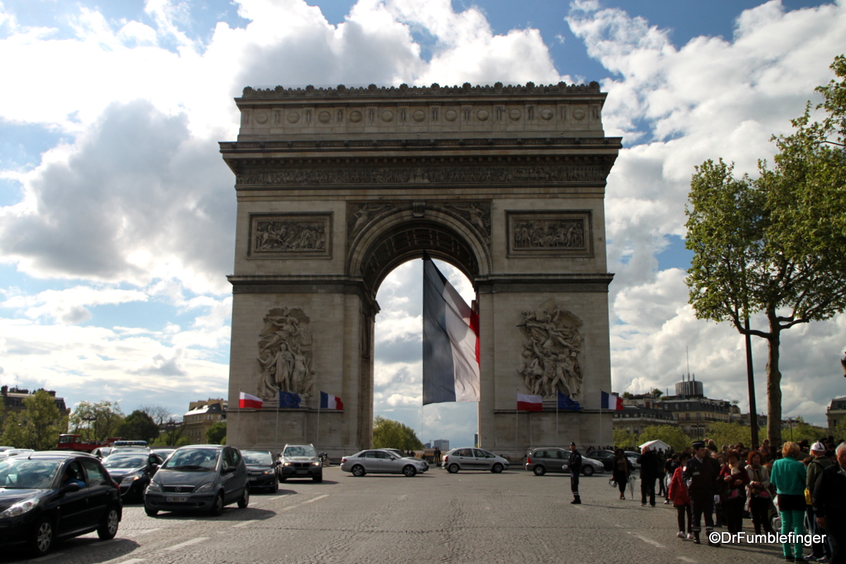 Arc de Triomphe viewed from the Champs-Élysées
