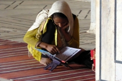Studying the Koran, Jama Masjid, Delhi