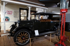 Oldsmobile touring car, Museum of the Rockies, Bozeman
