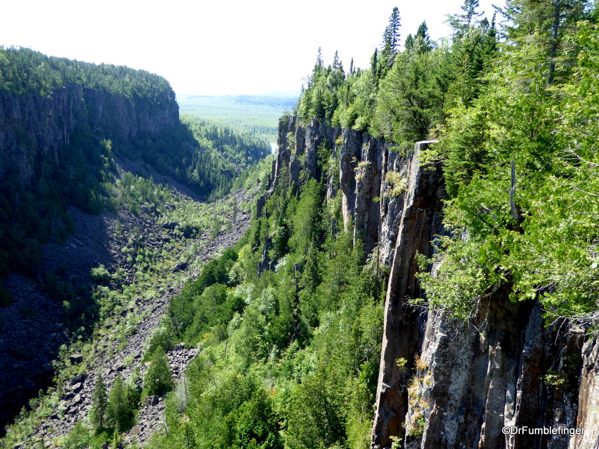 Ouimet Canyon looking south