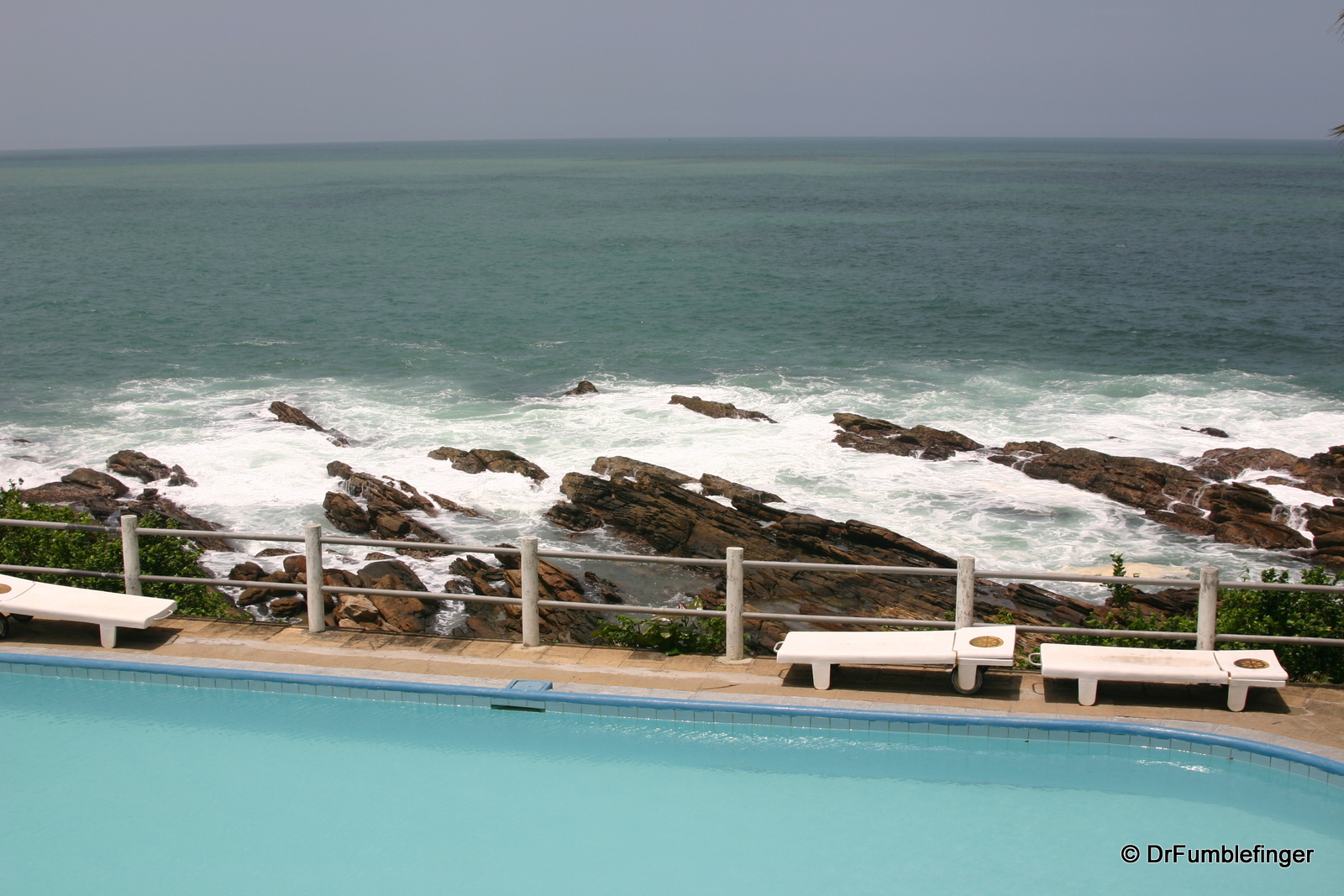 Tangalla Bay Hotel pool