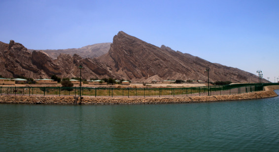 00 Al Ain hot springs and Lake (2)
