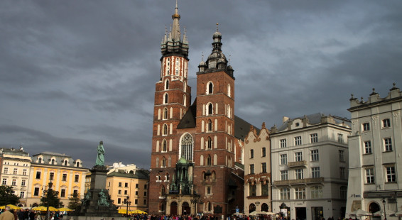 00 St. Mary’s Basilica, Krakow
